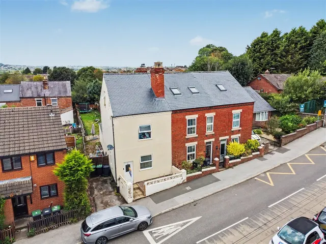 Church Street, Eastwood, NG16, photo 1