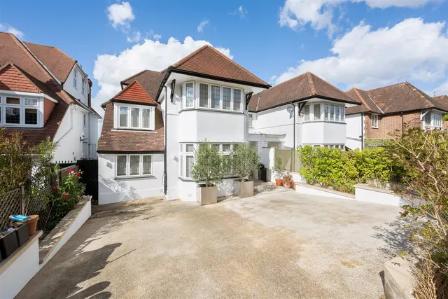 Armitage Road, Golders Green, NW11, photo 1
