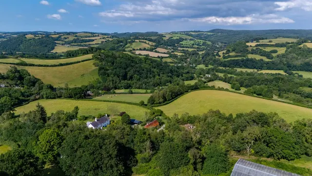 house — Christow, Exeter, Devon, EX6 7NR
