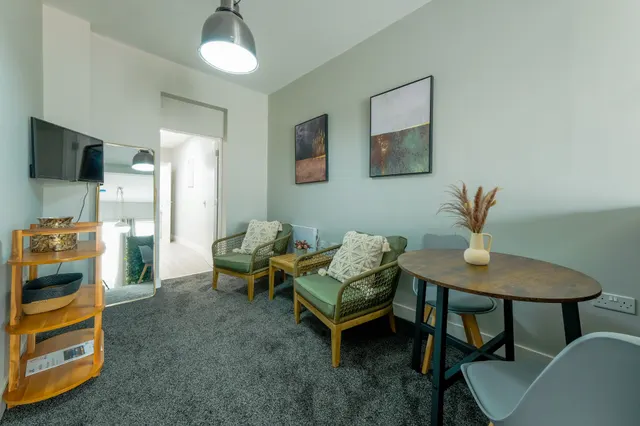 Horfield, Bristol, BS7, photo 1
