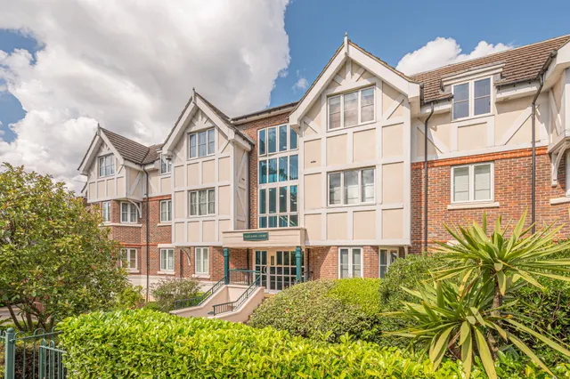 1 Hazelmere Court, 67 Station Road, London, photo 1