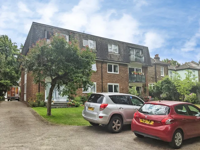 Onslow Gardens, Wallington, SM6, photo 3