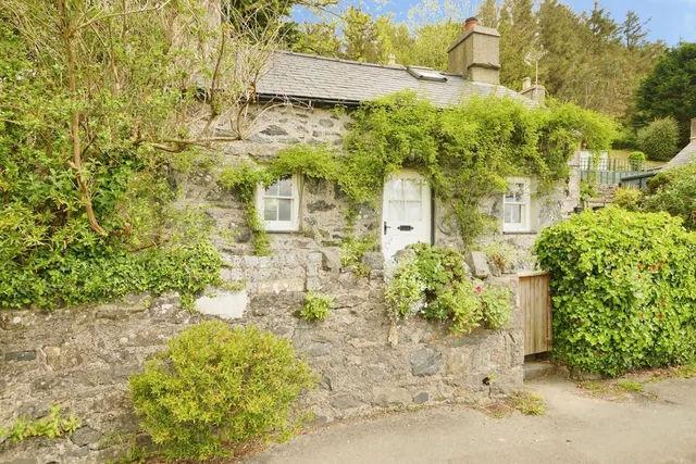 Boduan, Pwllheli, LL53, photo 1
