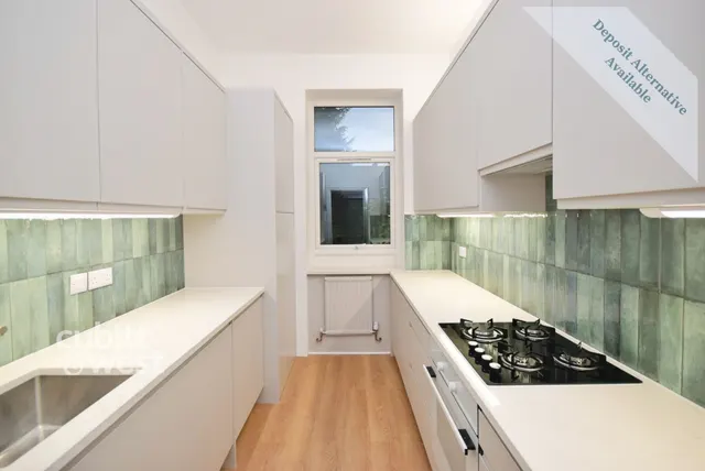 Raglan Road, Reigate, RH2, photo 2