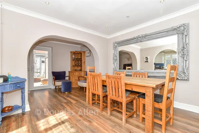 Upper Swaines, Epping, CM16, photo 3