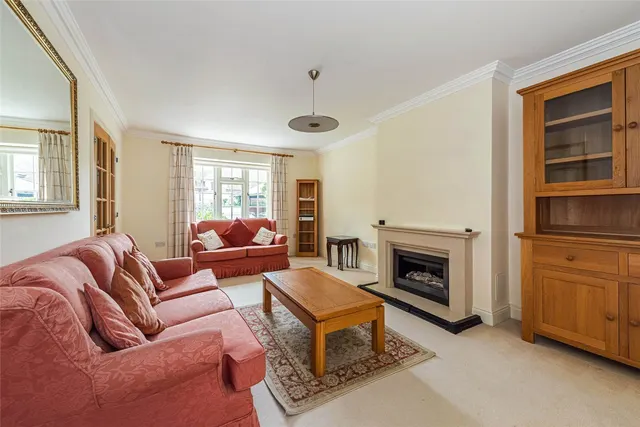 Chantry Hall, Westbourne, PO10, photo 3