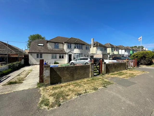 Banbury Road, Kidlington, photo 1
