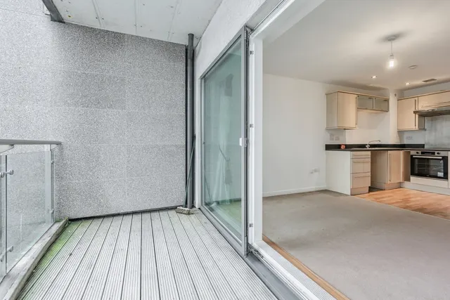 Exeter Street, Plymouth, PL4, photo 2