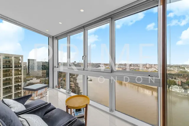 The Tower, One St George Wharf, SW8, photo 3
