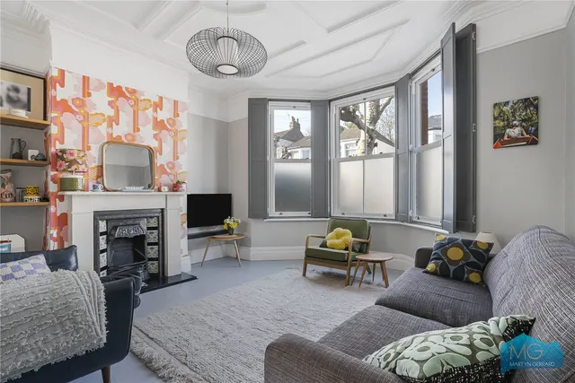 Churchfield Avenue, North Finchley, N12, photo 2