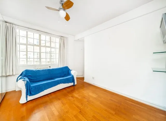 Woburn Place, Bloomsbury, WC1H, photo 3