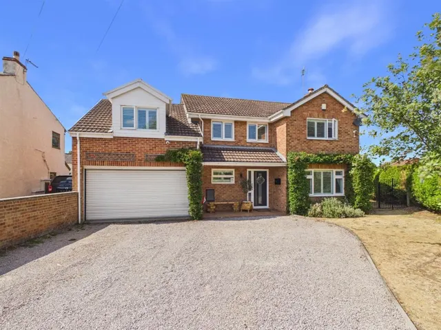 Crescentdale, Longford, photo 1