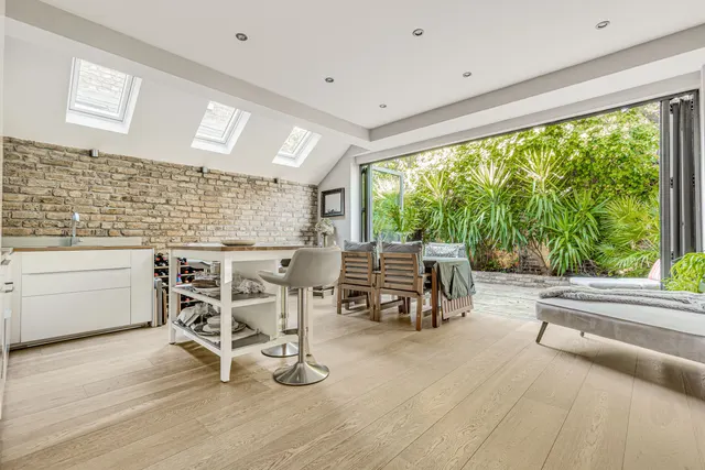 Lambrook Terrace, London, SW6, photo 1