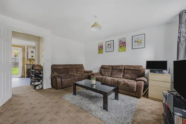 Pippin Grove, Shinfield, RG2, photo 2