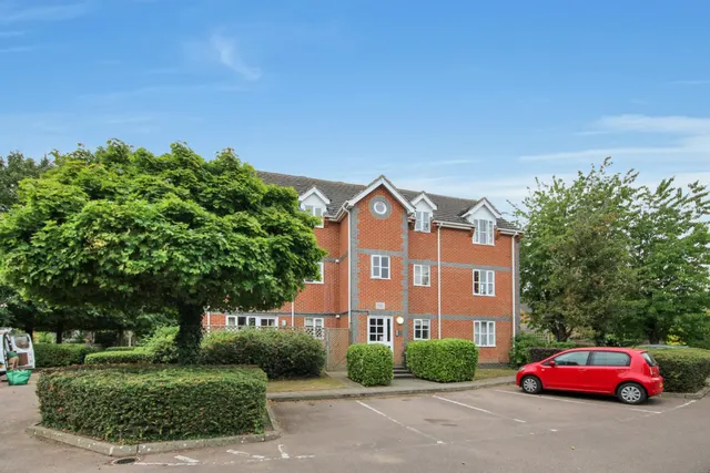 Rowan House, Woodhead Drive, photo 1