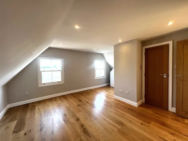 East Park, Crawley, RH10, photo 3