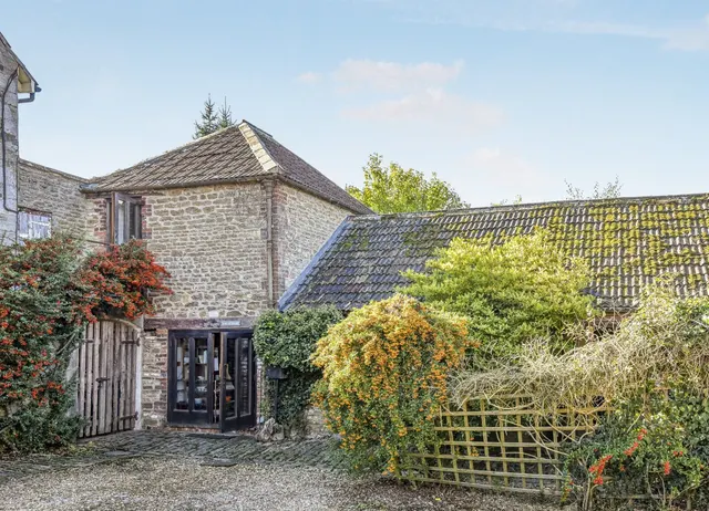 Lanes End Hill, Rodden, BA11, photo 1