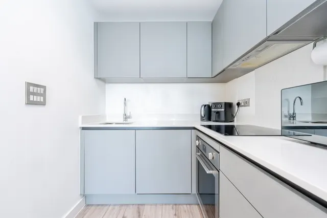 Cherry Tree Road, Watford, WD24, photo 2
