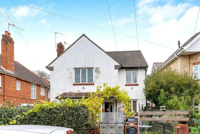 Campbell Road, Bournemouth, photo 1