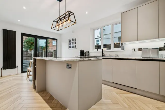 Southfield Road, London, W4, photo 3