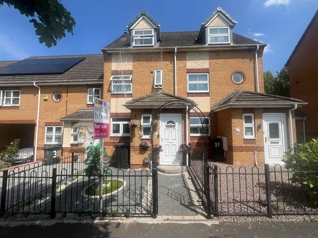 Kestrel Lane, Hamilton, Leicester, photo 1