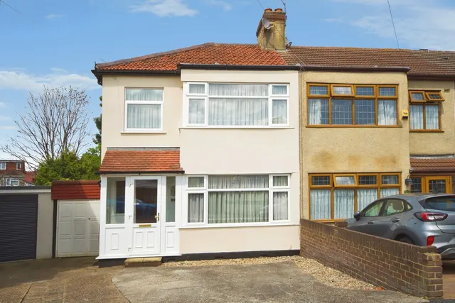 Riversdale Road, Romford, RM5, photo 1