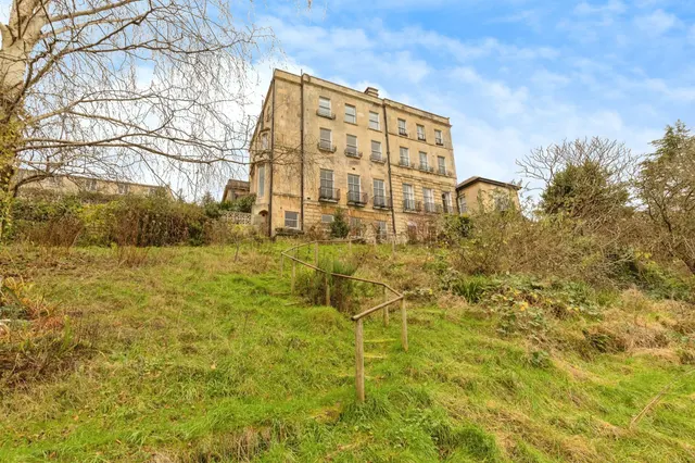 Warminster Road, Bath, BA2, photo 1