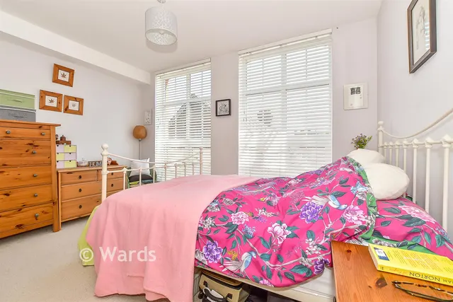 Baltic Road, Tonbridge, TN9, photo 3