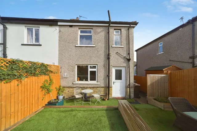 Photo 3 — Low Ash Crescent, Shipley