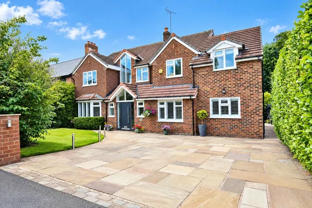 Kings Road, Wilmslow, Cheshire, SK9, photo 1