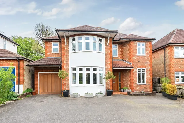 Harpenden Road, St. Albans, AL3, photo 1
