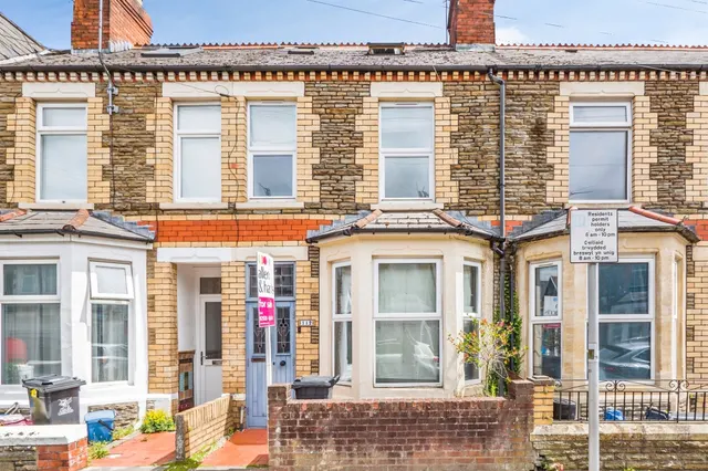 Inverness Place, Roath, Cardiff, photo 1