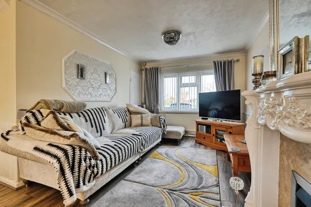Chester Road, Kingshurst, B36, photo 2