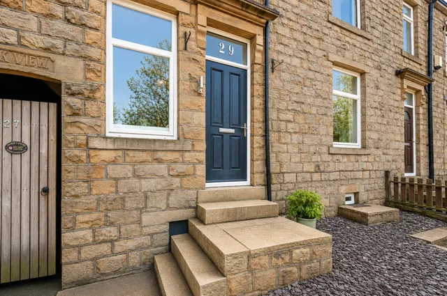 Dalton Bank Road, Colne Bridge, photo 1