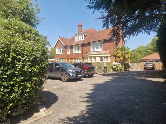 McKinley Road, Bournemouth, BH4, photo 1