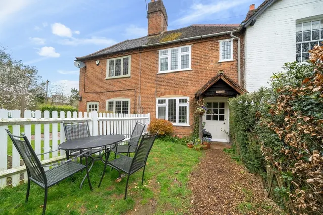 Burchetts Green Road Maidenhead SL6, photo 1