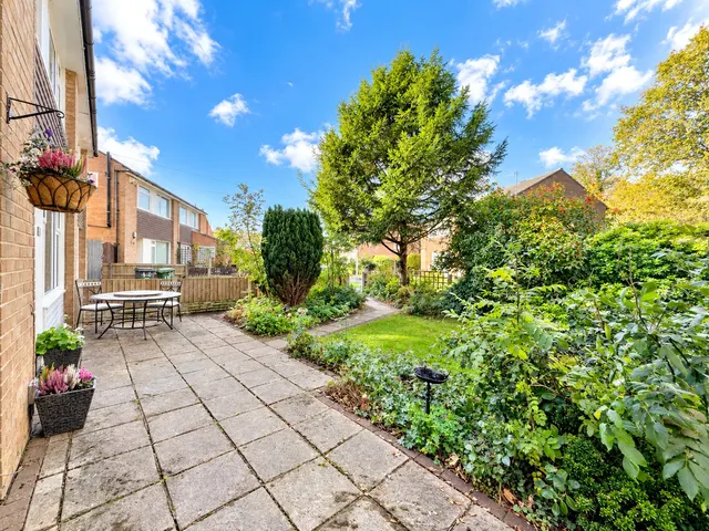 Benty Close, Wirral, CH63, photo 2