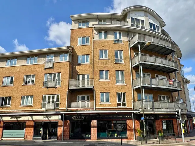Robinson House, High Street, Crawley, West Sussex, RH10, photo 1