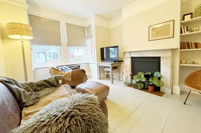 Photo 3 — Osborne Road, Brighton BN1 6LU