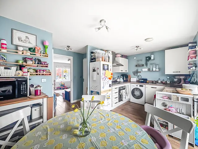Photo 3 — Babdown Close Kingsway, Quedgeley, Gloucester, GL2 2HS