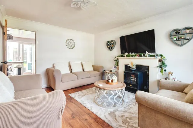 Photo 3 — Canford Close, Great Sankey, Warrington, Cheshire, WA5