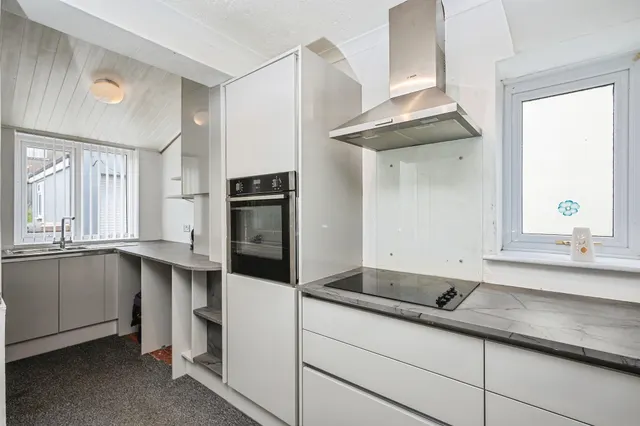 Bedford Road, Plymouth, PL9, photo 3
