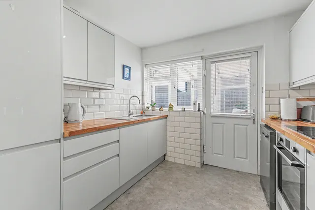Photo 2 — Welchman Place, Tysoe, CV35