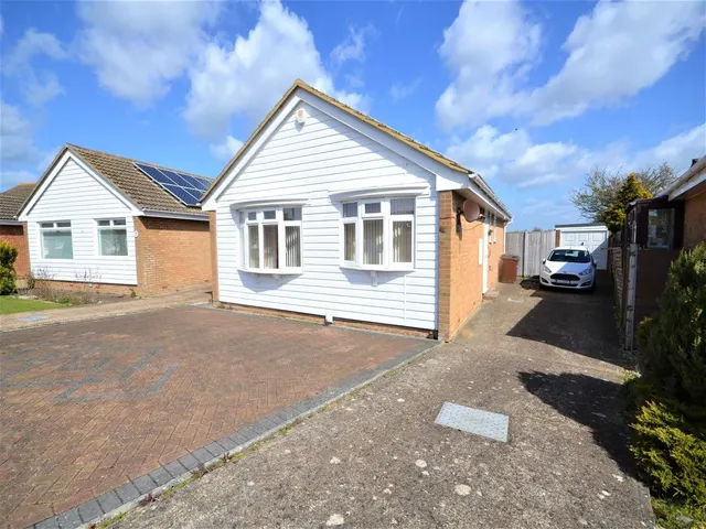 Tolkien Road, Eastbourne, East Sussex, BN23 7AQ, photo 1