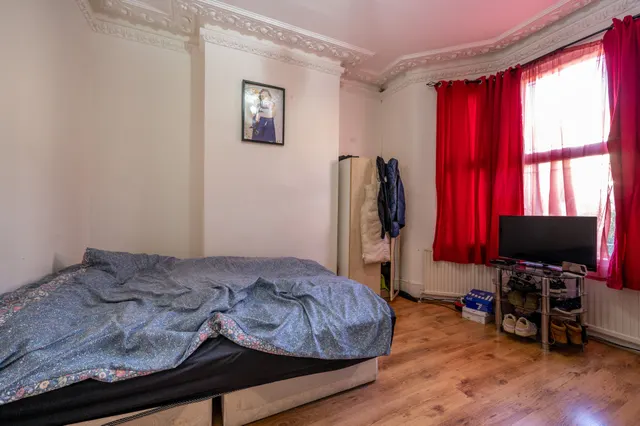 London, E7, photo 3