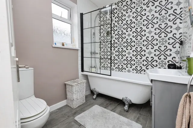 Wellfield Avenue, Porthcawl, CF36, photo 3