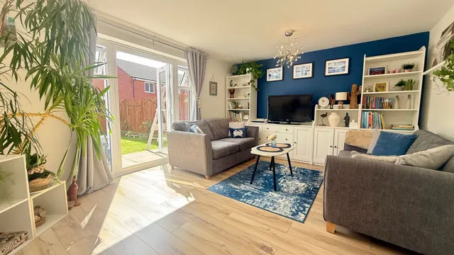 Photo 2 — Taunton Road, Bourne, PE10