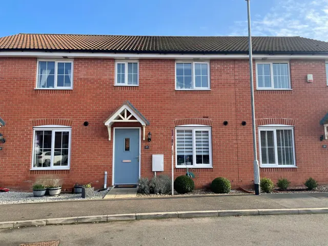 Taunton Road, Bourne, PE10, photo 1