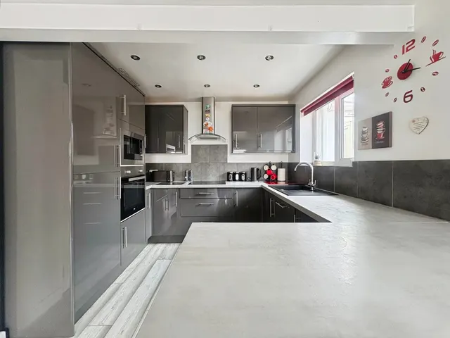 Photo 2 — Woodside Road, Farnham, Surrey, GU9 9DT