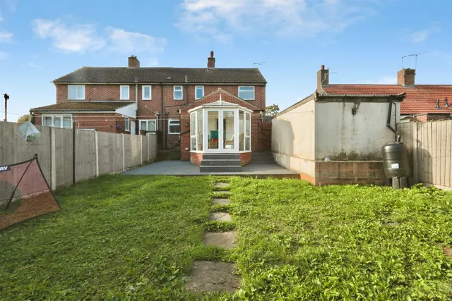 Locksley Drive, Thurcroft, S66, photo 3